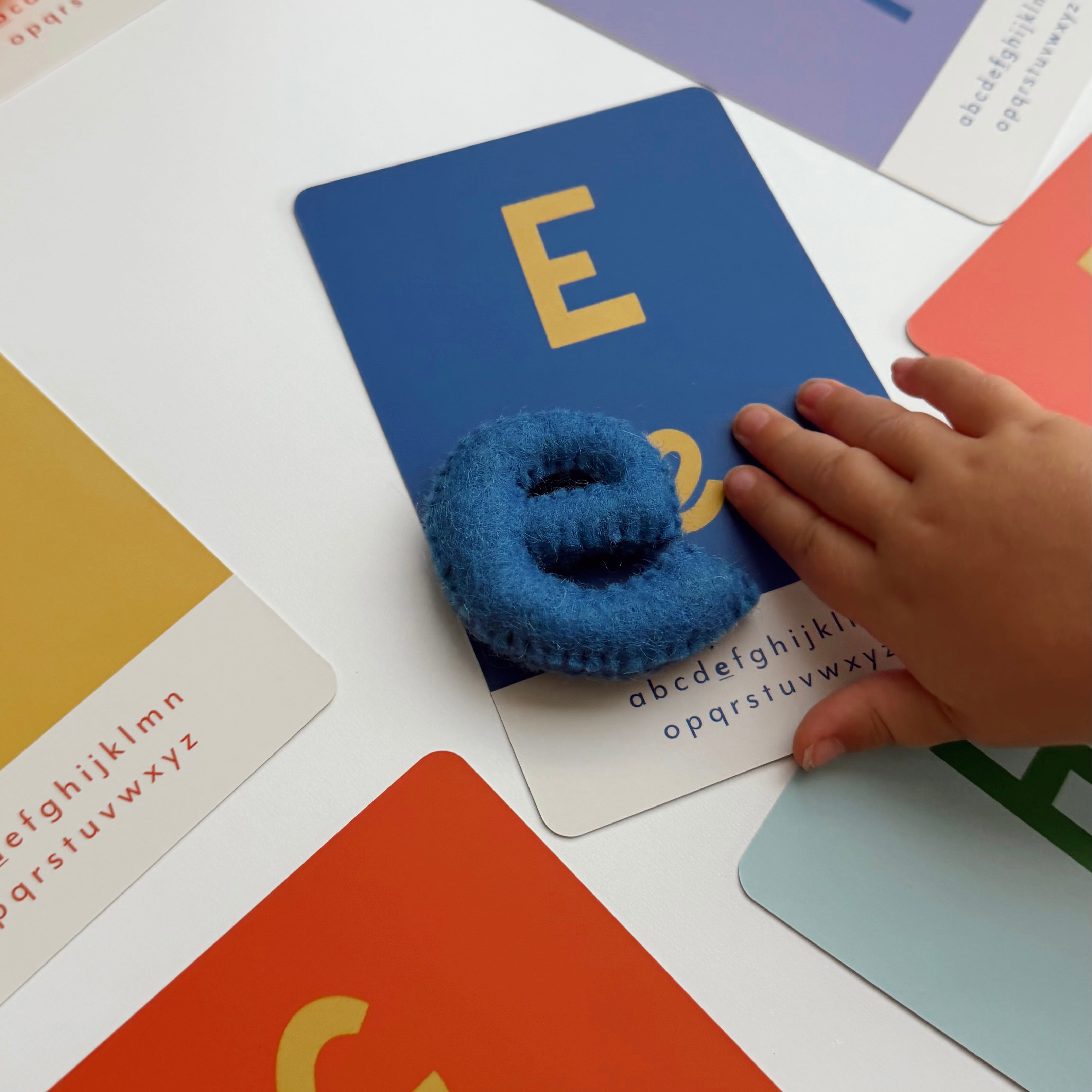 A-Z Illustrated Alphabet Flashcards