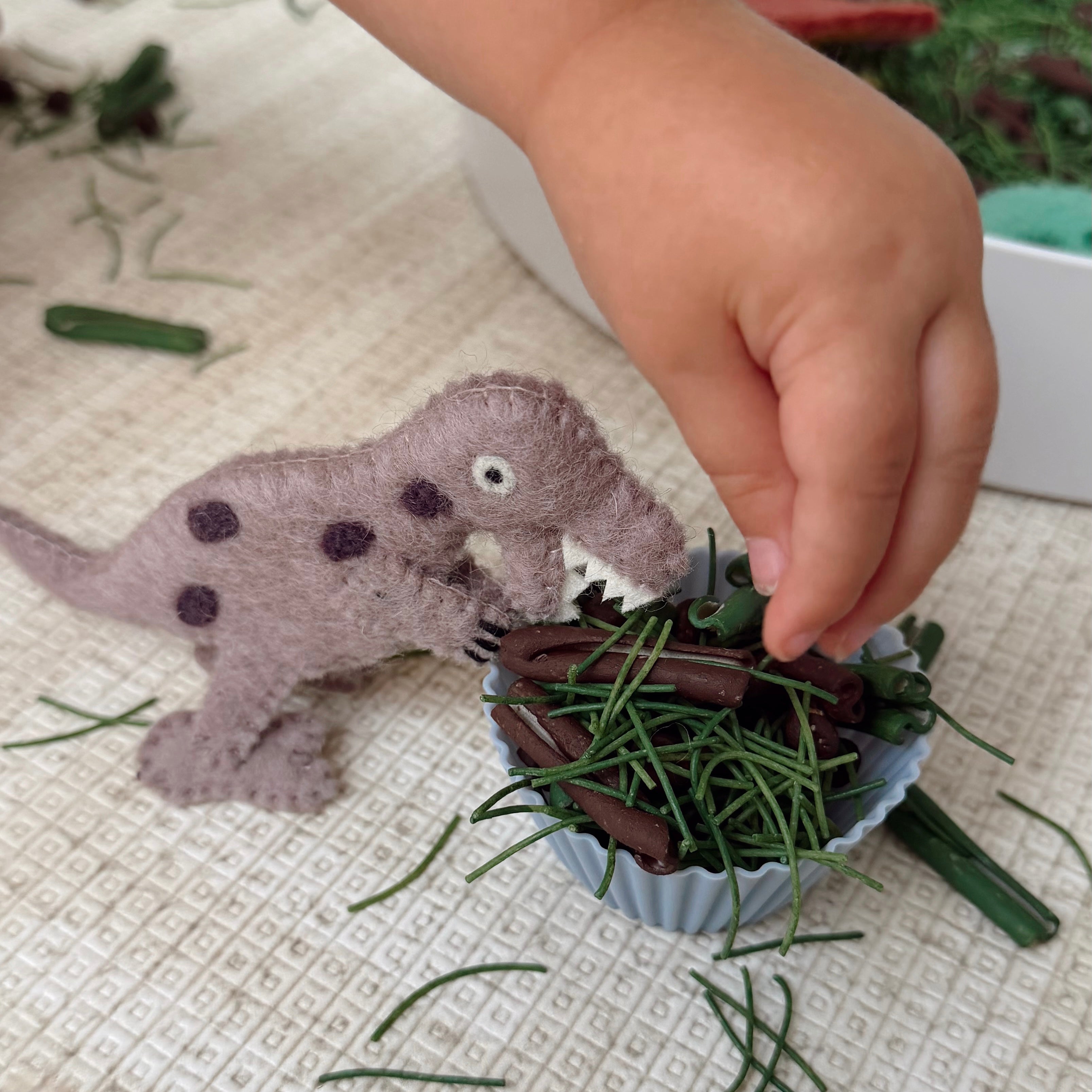 Prehistoric Dinosaur Kit